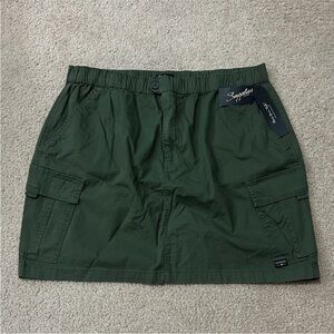 Supplies by Unionbay Army Green Cargo
Mini Skirt